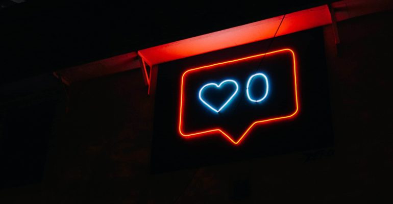 social-4-min